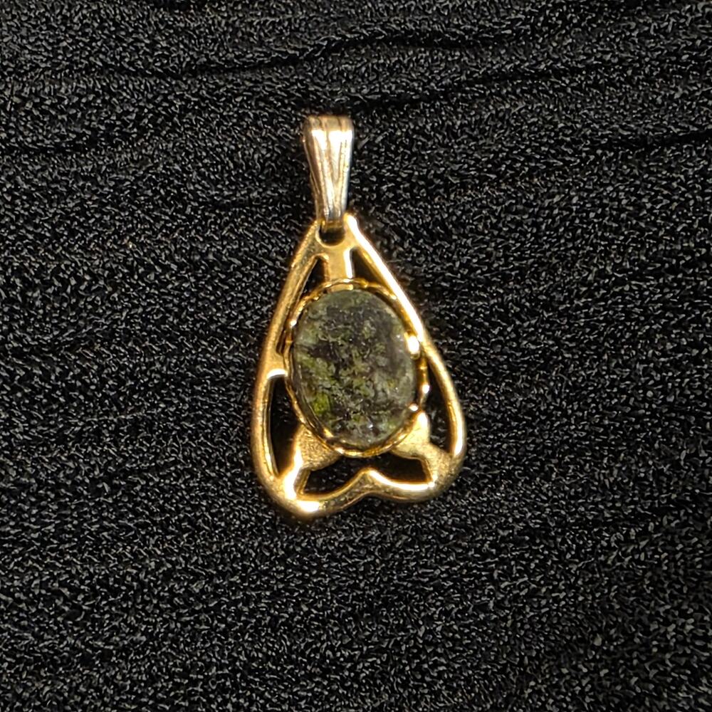 Vintage Gold Tone Pendant Natural Green Stone Cabochon Boho Necklace Charm